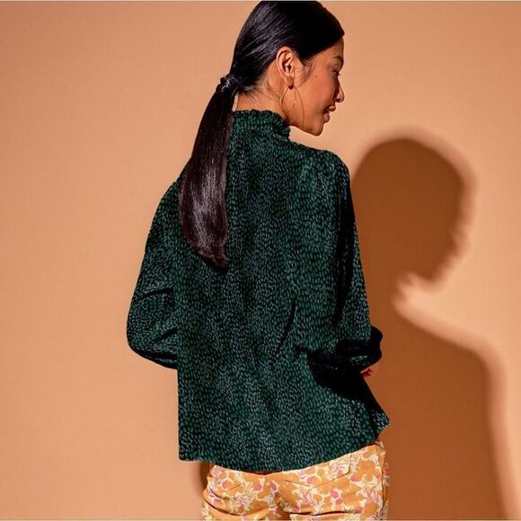 Tucker Willow Blouse Emerald Spots in Silk Crepe de Chine - Picture 3 of 3